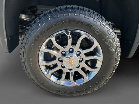New 2026 Chevrolet Silverado 2500 LTZ w/ LTZ Convenience Package image 10