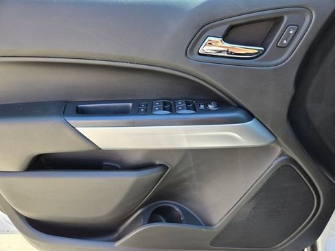 Used 2021 Chevrolet Colorado ZR2 w/ ZR2 Dusk Special Edition AWD/4WD image 23