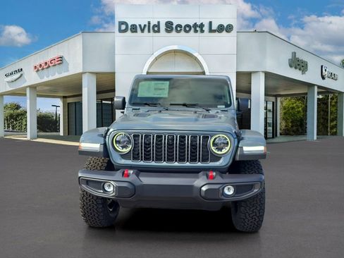 New 2026 Jeep Wrangler Unlimited Rubicon w/ Safety Group image 2