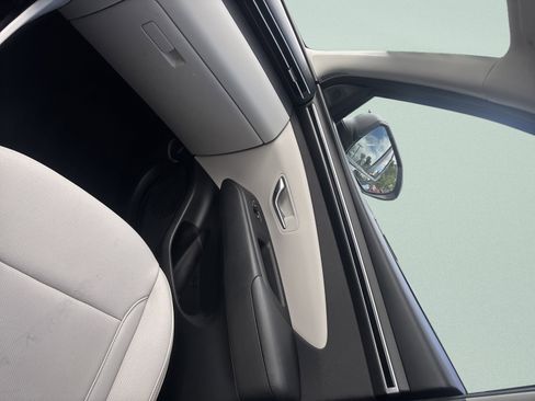 Used 2023 Hyundai Tucson SEL w/ Convenience Package image 19