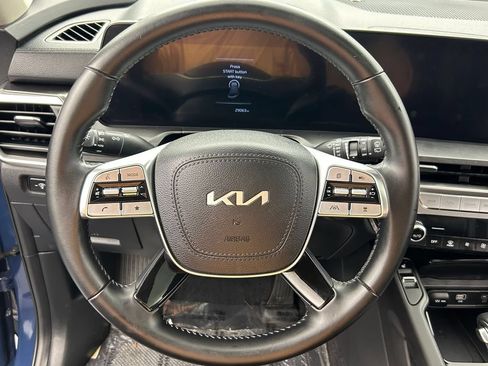 Used 2024 Kia Telluride S w/ S Sunroof Package FWD image 12