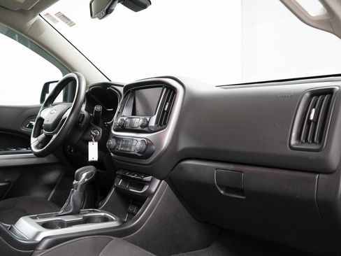 Used 2022 Chevrolet Colorado LT w/ LT Convenience Package AWD/4WD image 30