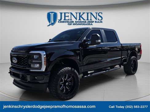 Used 2023 Ford F250 XL w/ STX Appearance Package image 2