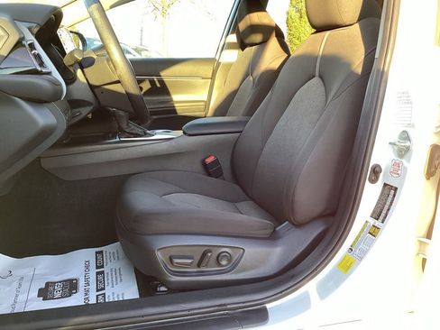 Used 2024 Toyota Camry LE image 11