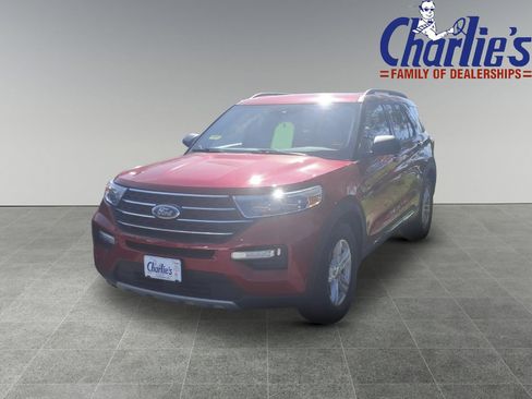 Used 2021 Ford Explorer XLT w/ Equipment Group 202A AWD/4WD image 1