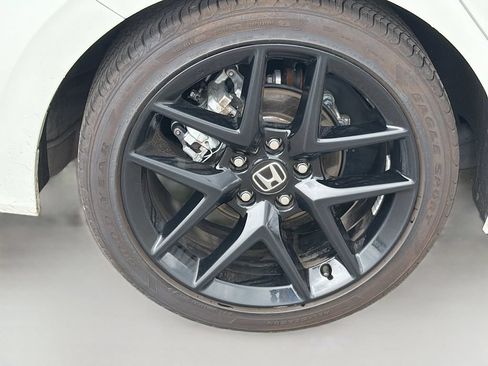 Used 2025 Honda Civic Sport image 5