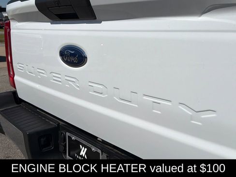 Used 2023 Ford F250 XLT w/ FX4 Off-Road Package image 10