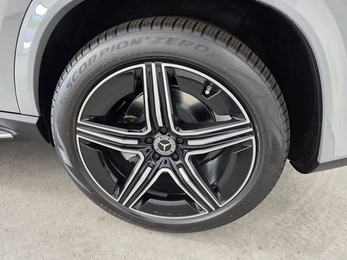 New 2026 Mercedes-Benz GLE 450 4MATIC image 12