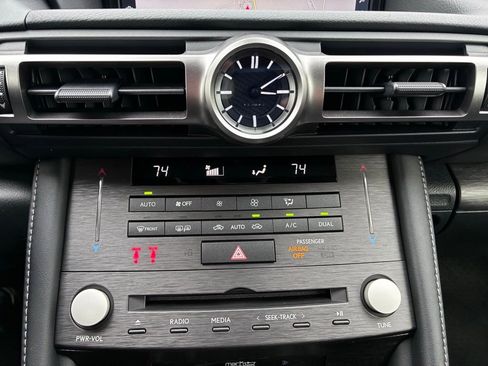 Used 2022 Lexus RC 350 F Sport RWD image 28