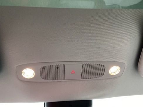 Used 2022 Tesla Model 3 Long Range image 16