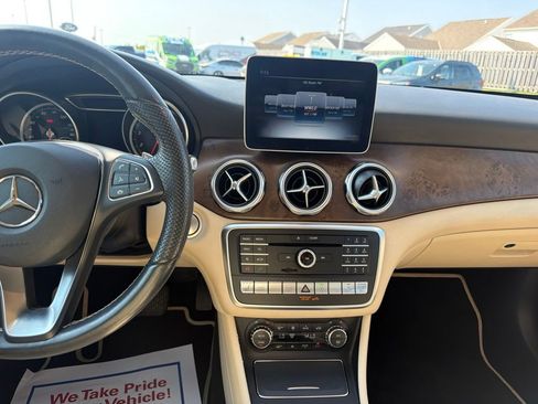 Used 2019 Mercedes-Benz GLA 250 4MATIC image 20