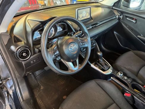 Used 2017 Toyota Yaris iA FWD image 9