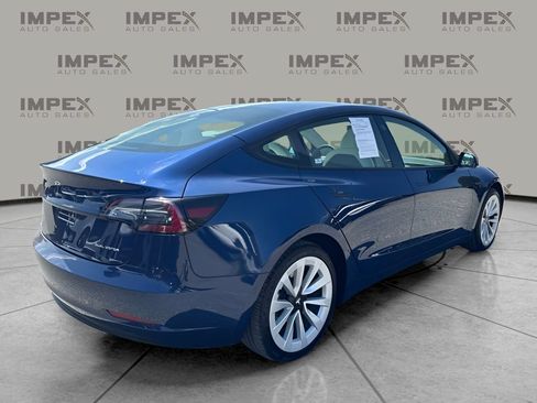 Used 2022 Tesla Model 3 Long Range AWD/4WD image 5