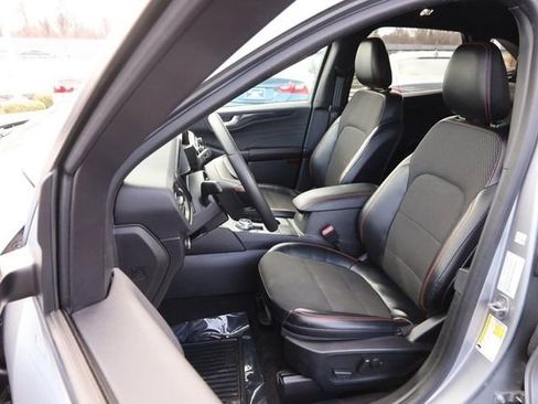 Used 2024 Ford Escape ST-Line image 9