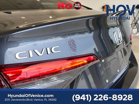 Used 2024 Honda Civic Touring image 22
