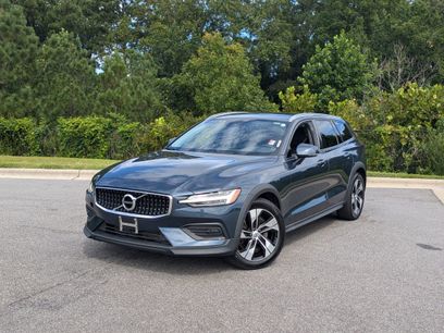 Used 2020 Volvo V60 T5 Cross Country w/ Protection Package Premier
