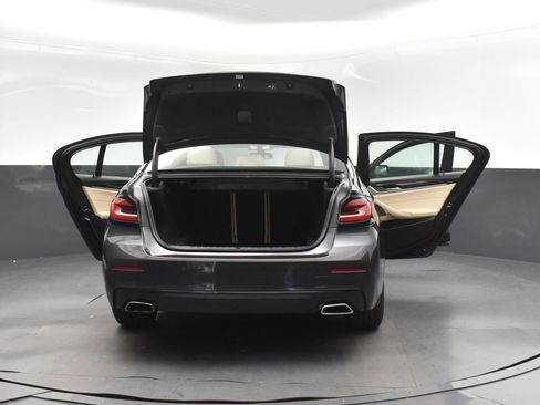Used 2022 BMW 540i w/ Premium Package RWD image 52