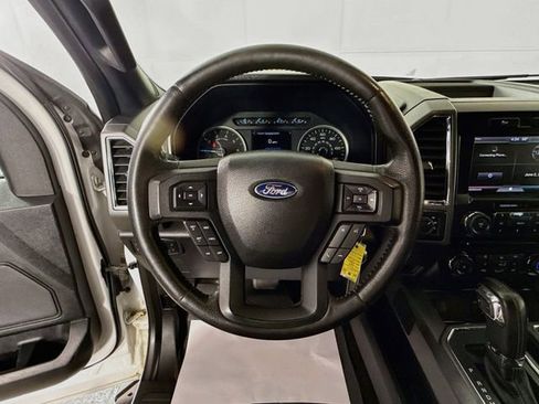 Used 2015 Ford F150 XLT w/ Equipment Group 302A Luxury AWD/4WD image 13