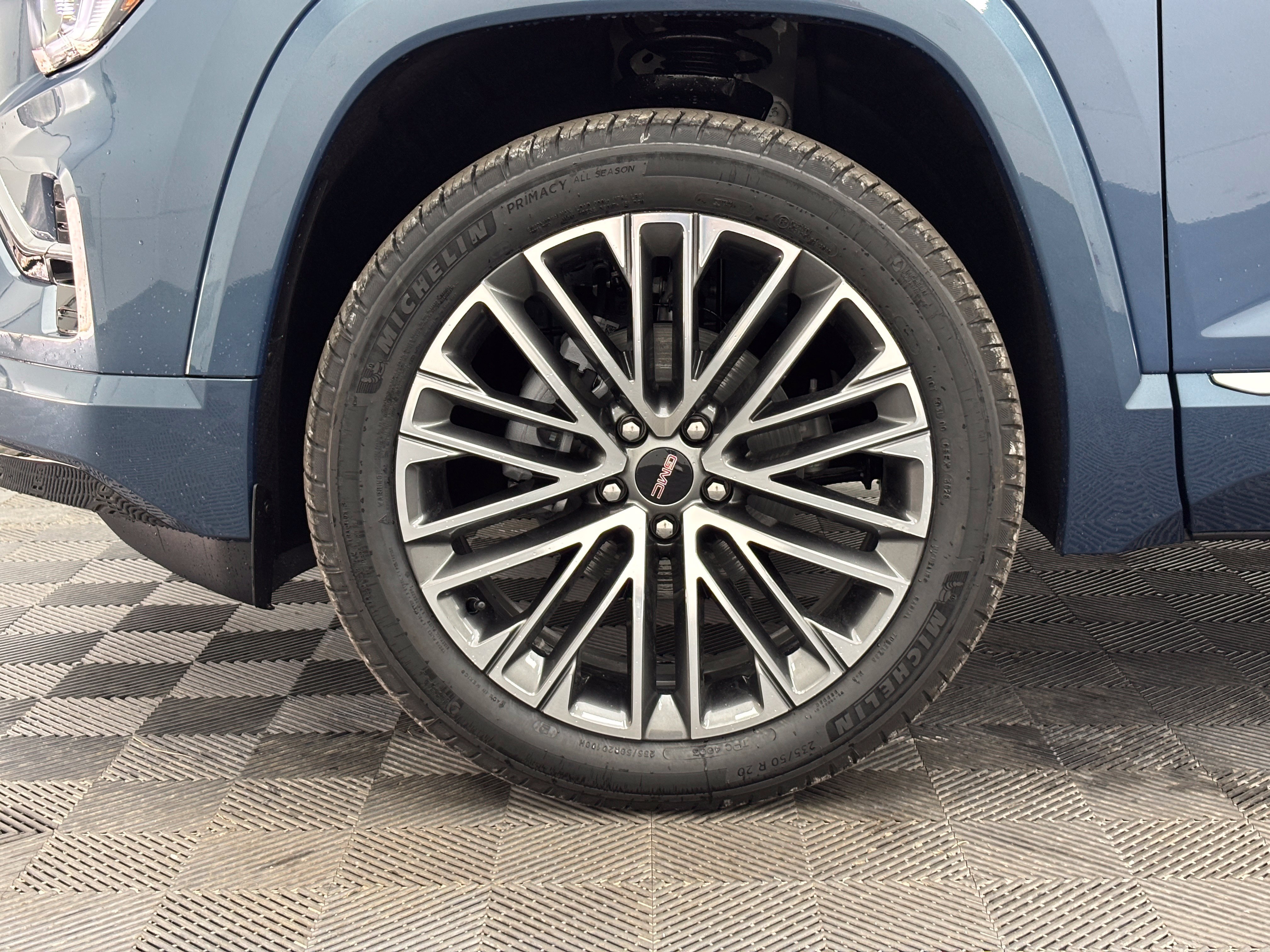 New 2027 GMC Terrain Denali w/ LPO, Floor Liner Package AWD/4WD image 17