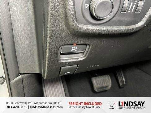 New 2025 Jeep Grand Cherokee Altitude image 30