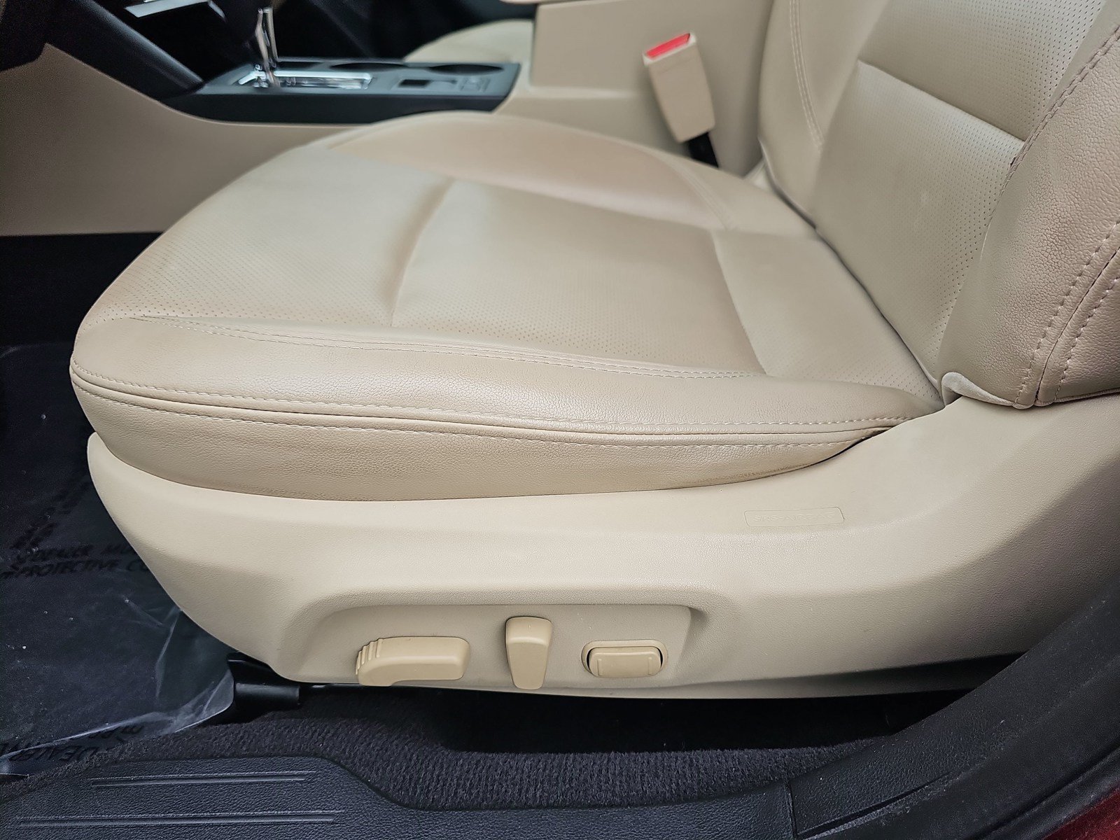 Used 2018 Subaru Outback 2.5i Limited AWD/4WD image 25