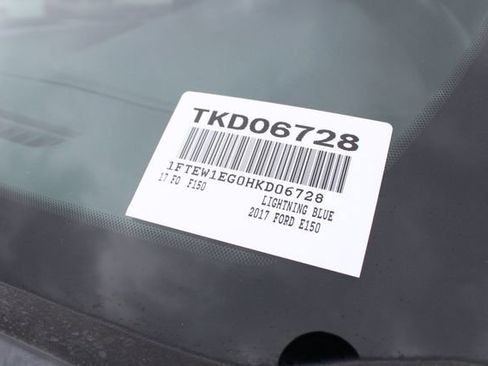 Used 2017 Ford F150 XLT w/ Equipment Group 302A Luxury AWD/4WD image 37