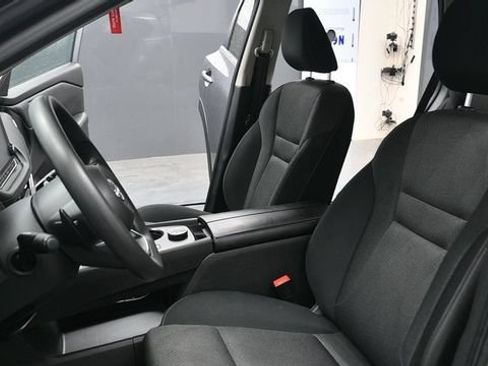 Used 2024 Nissan Rogue SV AWD/4WD image 24