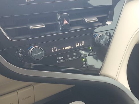 Certified 2024 Toyota Camry LE FWD image 28