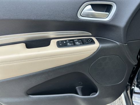 Used 2019 Dodge Durango SXT AWD/4WD image 10
