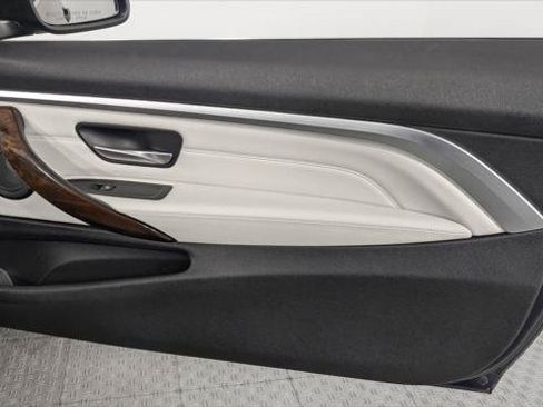 Used 2018 BMW 440i xDrive Convertible AWD/4WD image 16