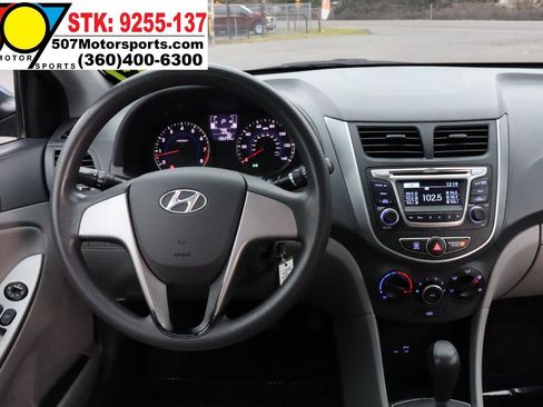 Used 2016 Hyundai Accent SE image 17