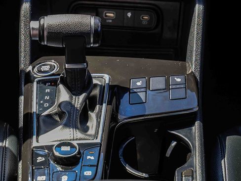 Certified 2023 Kia Sportage EX FWD image 14