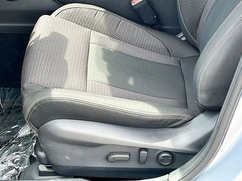 Used 2023 Subaru Outback Premium AWD/4WD image 18