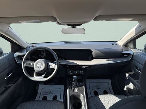 New 2025 Nissan Kicks SV image 19