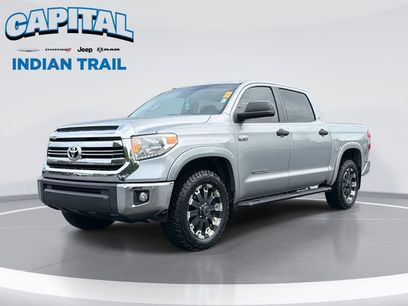 Used 2017 Toyota Tundra SR5 w/ SR5 Upgrade Package