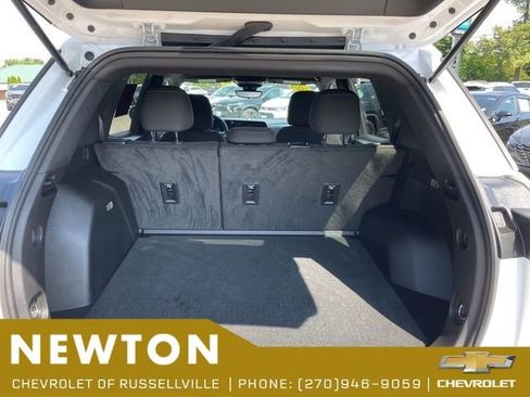 Used 2025 Chevrolet Equinox LT w/ Safety and Technology Package FWD image 40
