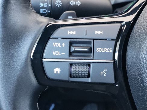 Used 2025 Honda Civic Sport image 27