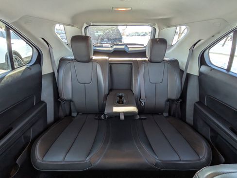 Used 2017 Chevrolet Equinox Premier w/ Enhanced Convenience Package image 18