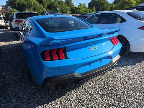 Used 2024 Ford Mustang GT Premium w/ GT Performance Package RWD image 4