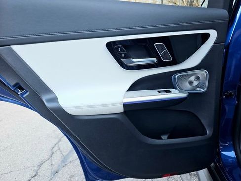 New 2026 Mercedes-Benz GLC 300 4MATIC image 23