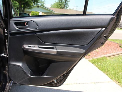 Used 2015 Subaru Impreza 2.0i AWD/4WD image 29