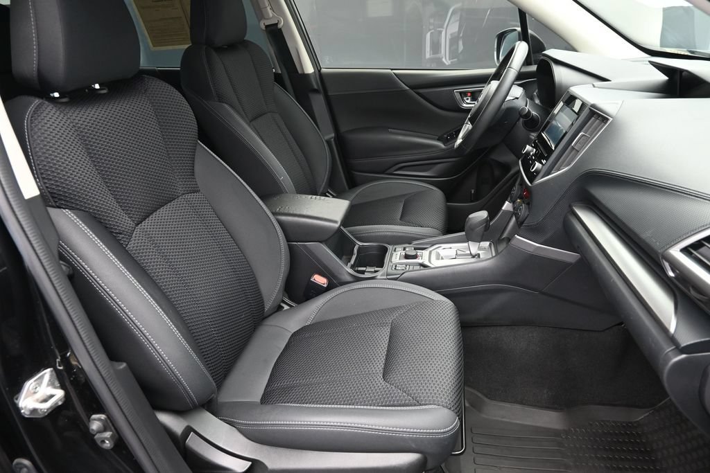 Used 2023 Subaru Forester Premium AWD/4WD image 26