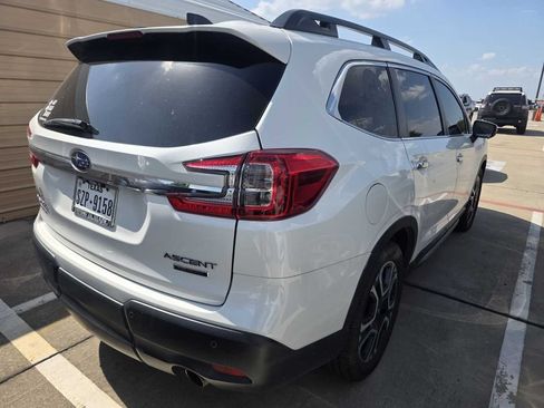 Used 2023 Subaru Ascent Touring AWD/4WD image 2
