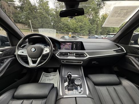 Used 2022 BMW X7 xDrive40i w/ Cold Weather Package AWD/4WD image 17
