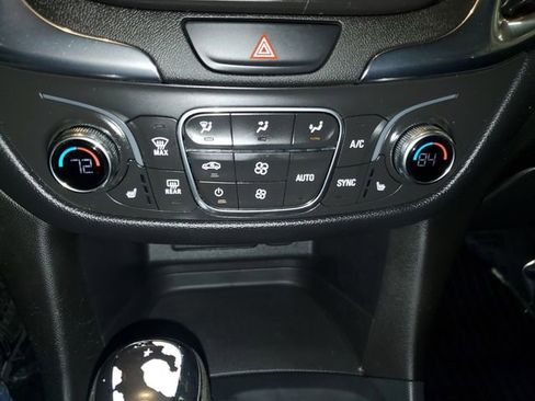 Used 2020 Chevrolet Equinox LT AWD/4WD image 21