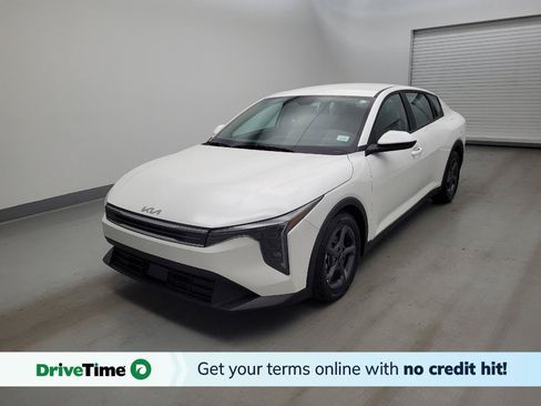 Used 2025 Kia K4 FWD image 1