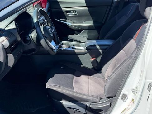 Certified 2022 Nissan Sentra SR w/ Midnight Edition FWD image 20