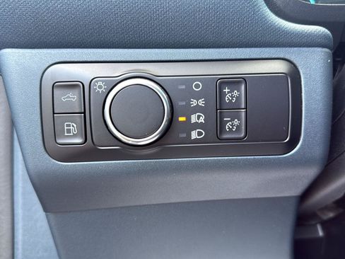 Used 2024 Ford Maverick Lariat w/ Black Appearance Package FWD image 7
