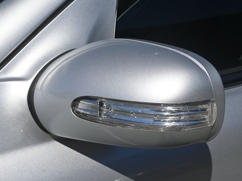 Used 2007 Mercedes-Benz C 230 Sedan image 9