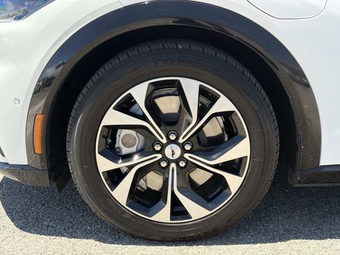 Used 2023 Ford Mustang Mach-E Premium RWD image 29